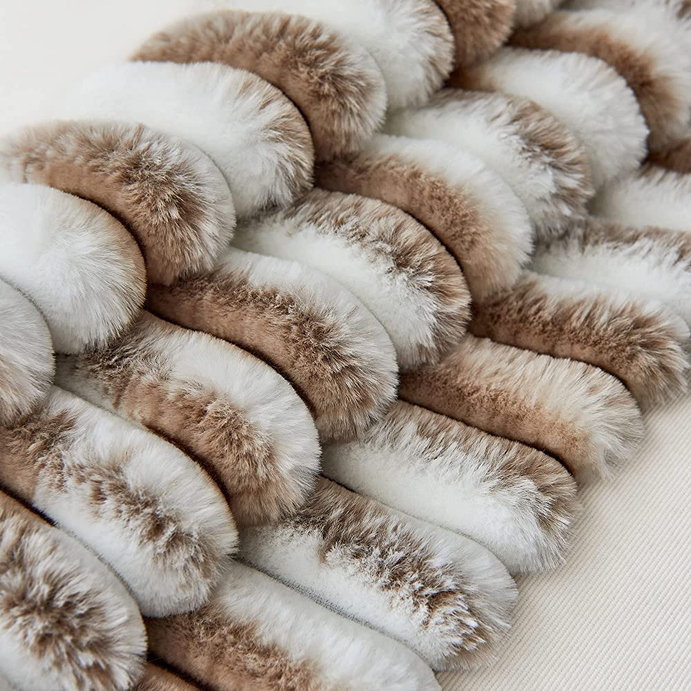 2-piece decorative pillow bundle by fancy & stacy