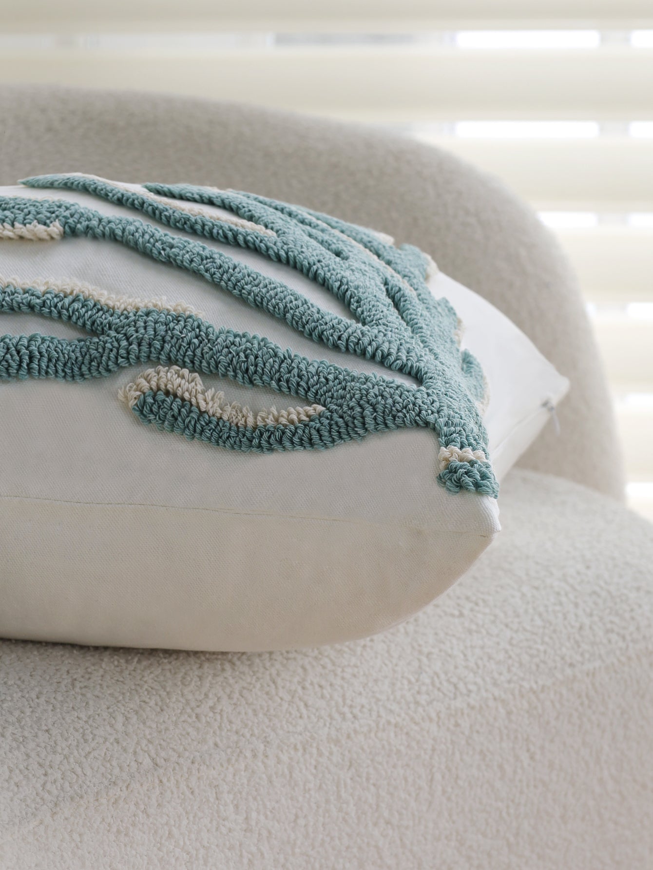 Coastal Tufted Throw Pillow Cover with insert  Textured Decorative Accent Pillow 18"x18" pack of 1
