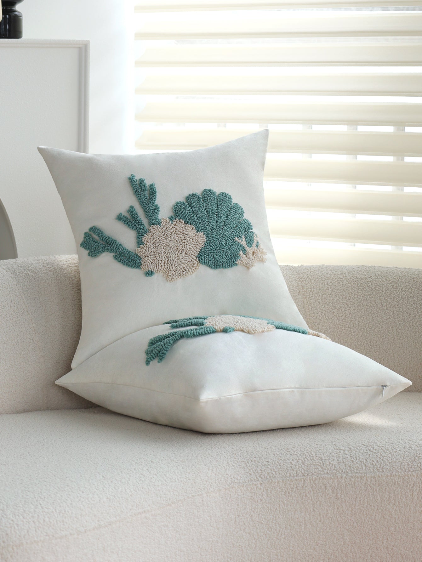 Coastal Tufted Throw Pillow Cover with insert  Textured Decorative Accent Pillow 18"x18" pack of 1