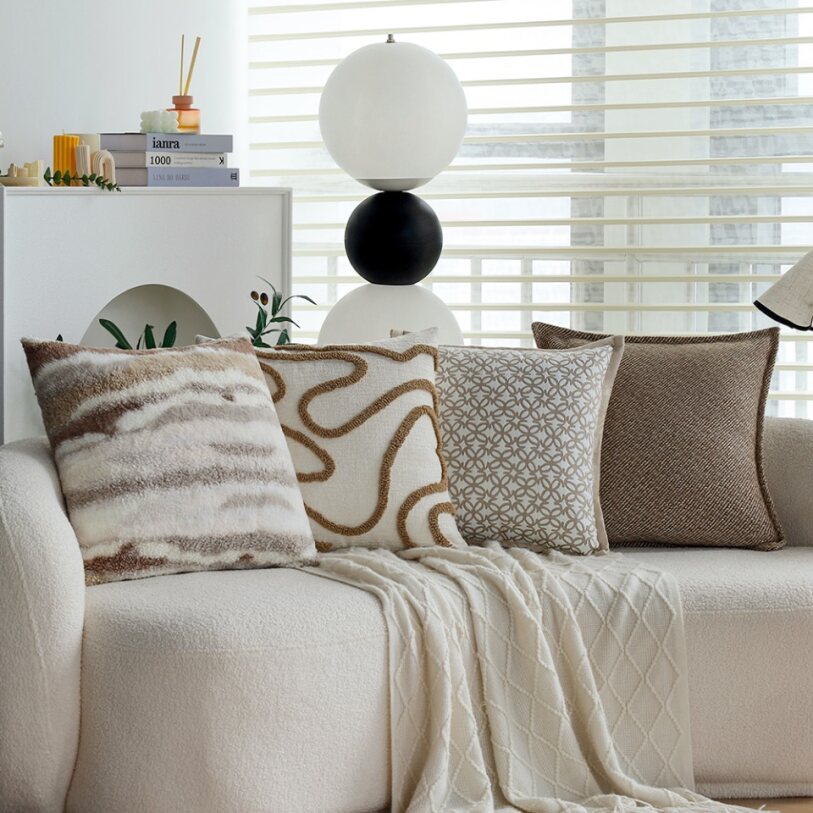 Pack of 1 Plush Striped Faux Fur Throw Pillow with insert– Soft Textured Modern Accent Pillow size 18"x18"