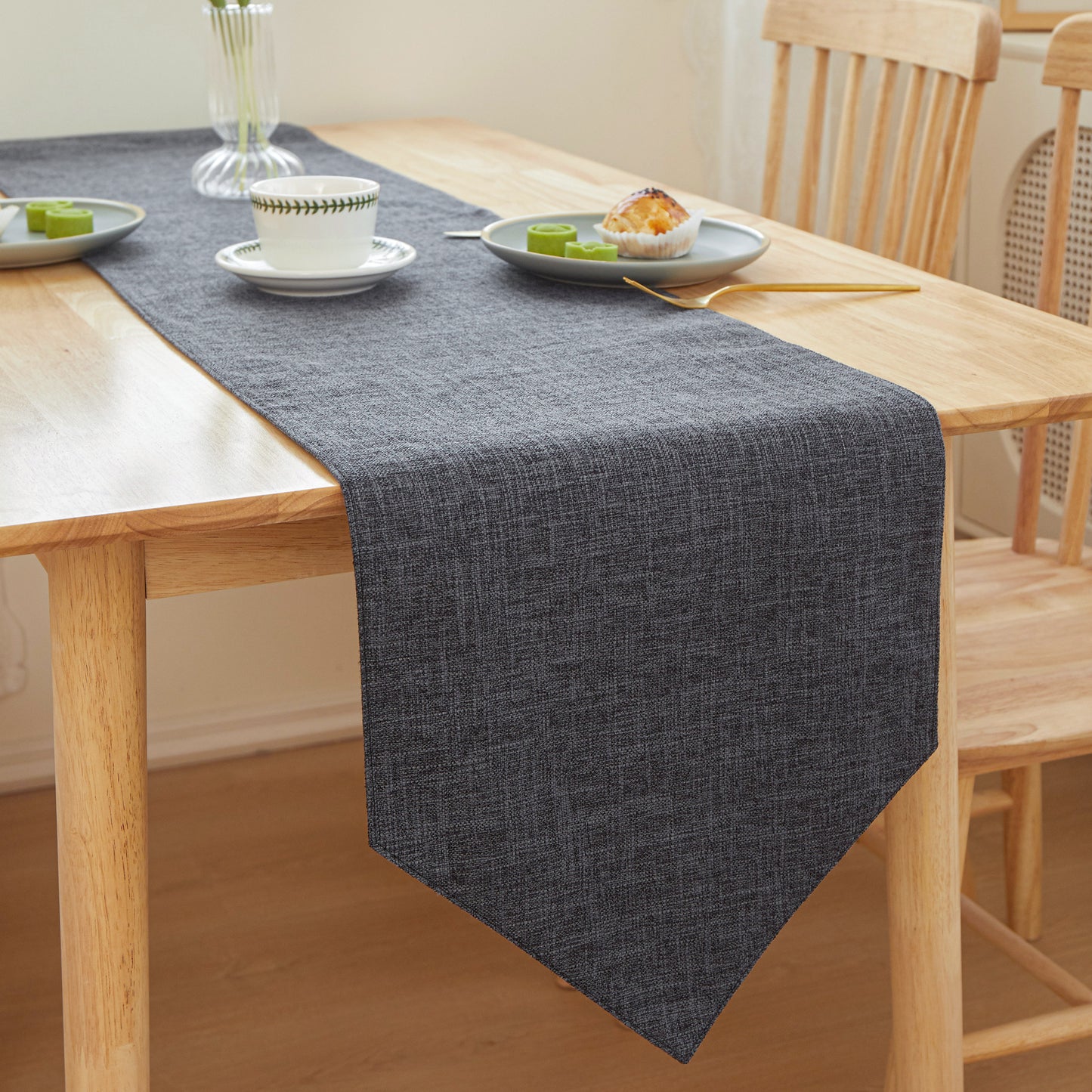 TRT Table Cloth Triangle Edges 12" W x 71" L