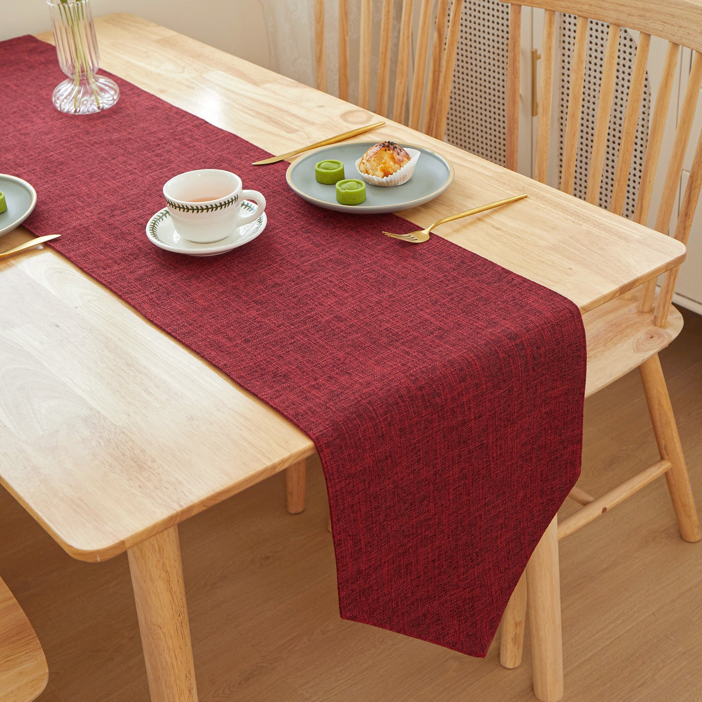 TRT Table Cloth Triangle Edges 12" W x 71" L