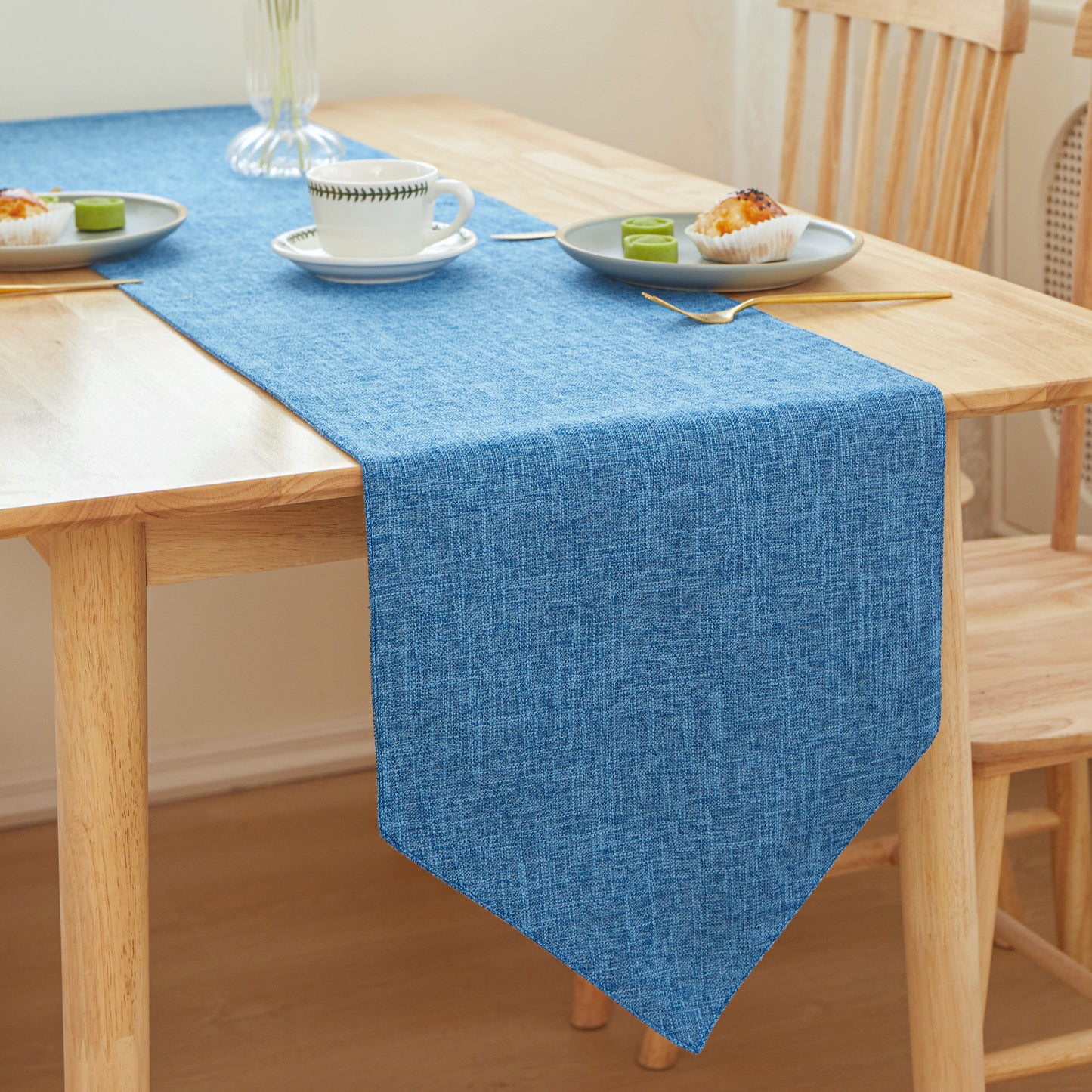 TRT Table Cloth Triangle Edges 12" W x 71" L